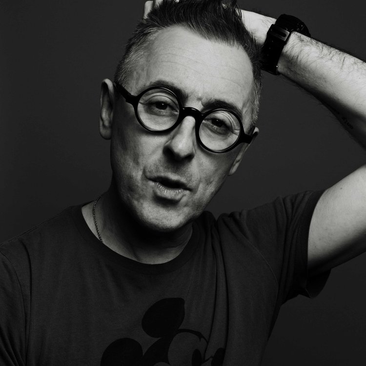 About Alan Cumming